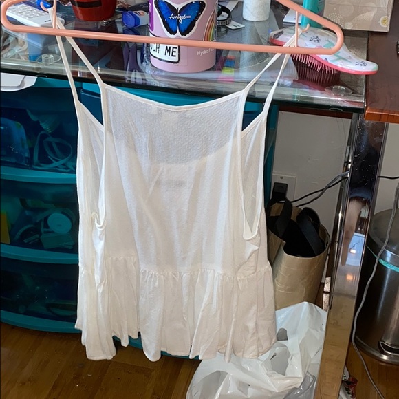 white blouse - Picture 2 of 2